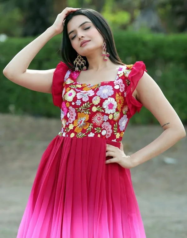Women_Embroidered_Gown_Kurta_(Pink,_White_&_Maroon)