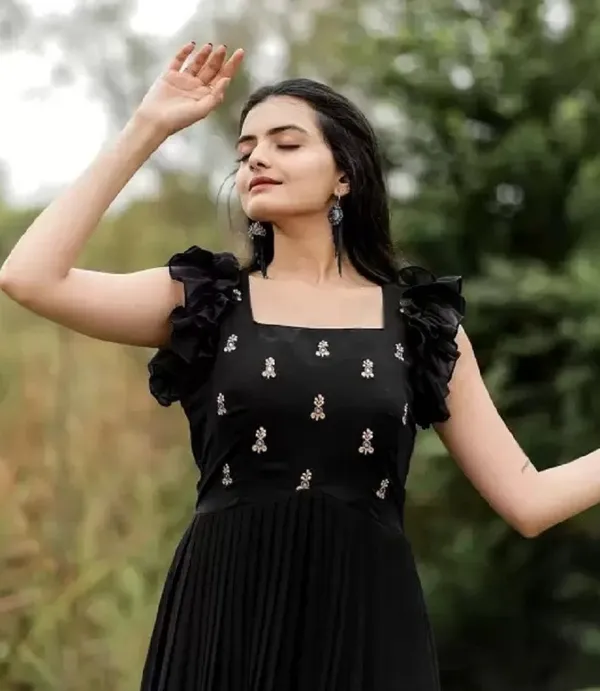 Black_&_Grey_Women_Printed_Anarkali_Gown_Kurta