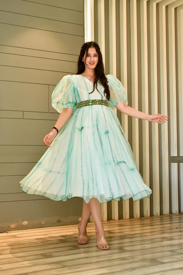 FOXDX_Green_Women_Printed_Flared_Kurta