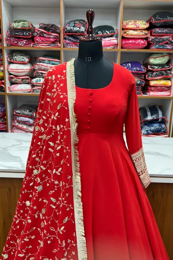 Red_Women_Kurta_Pant_Dupatta_Set