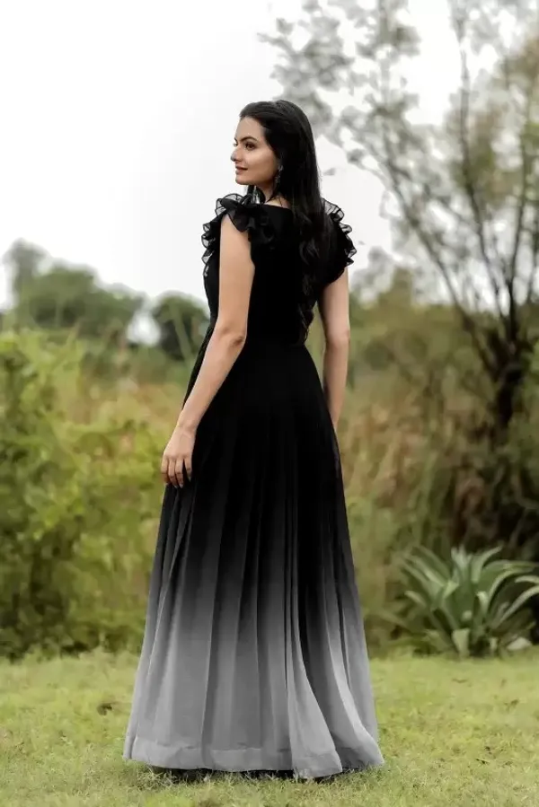 Black_Women_Printed_Flared_Kurta