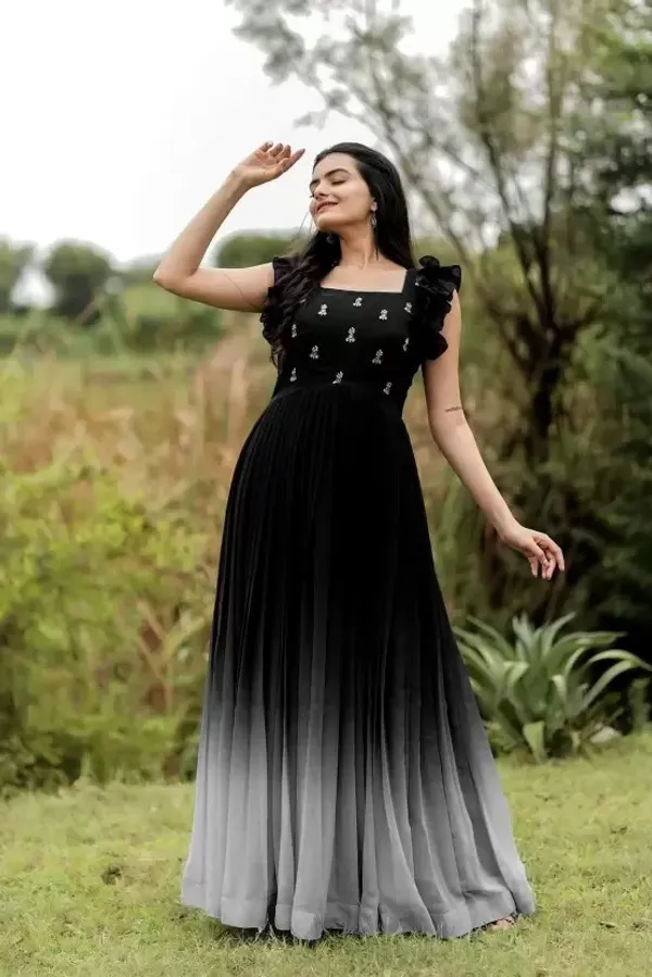 Black_Women_Printed_Flared_Kurta