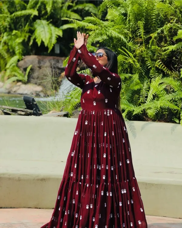 FOXDX_Maroon_Women_Printed_Flared_Kurta