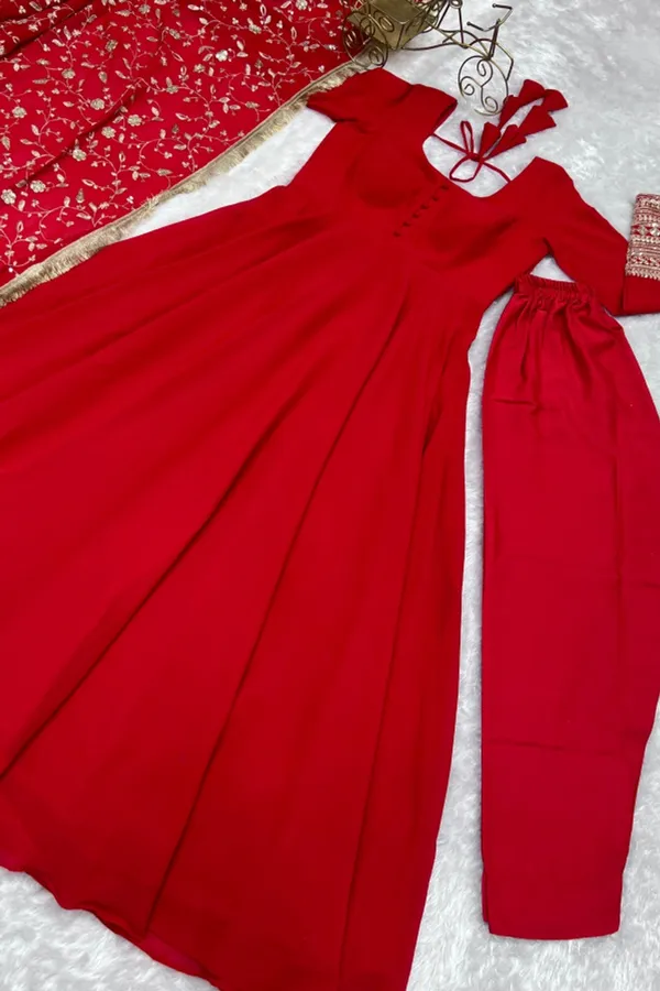 Red_Women_Kurta_Pant_Dupatta_Set