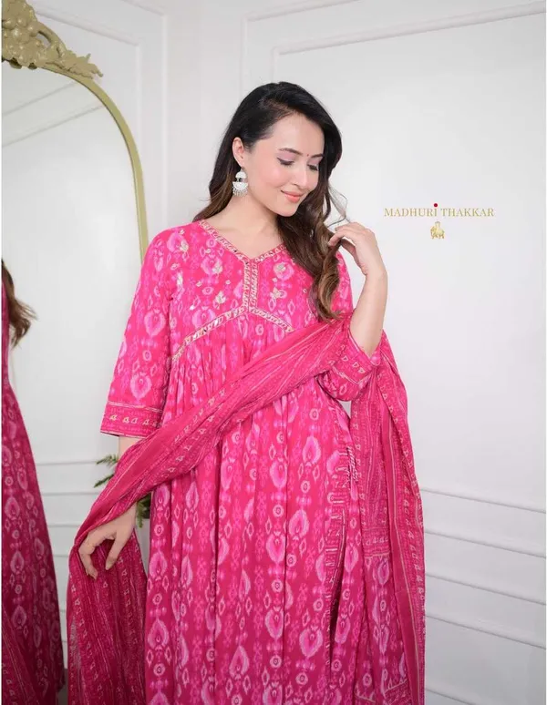 Red_Viscose_Rayon_Printed_Ethnic_Set_For_Women