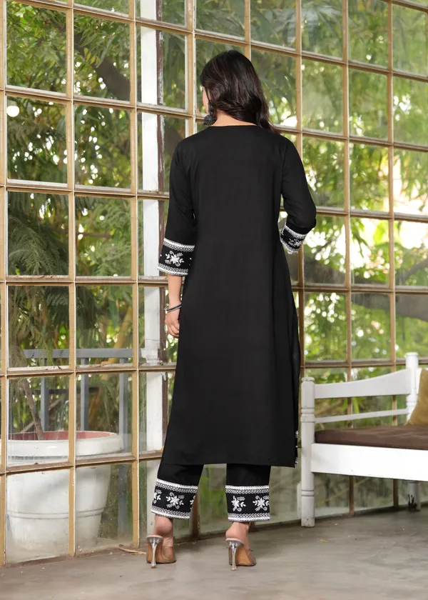 Black_Viscose_Rayon_Embroidered_Ethnic_Set_For_Women