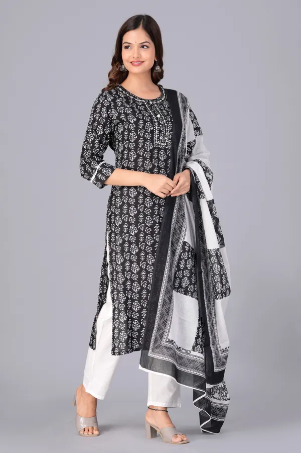Black_Cotton_Rayon_Printed_Ethnic_Set_For_Women