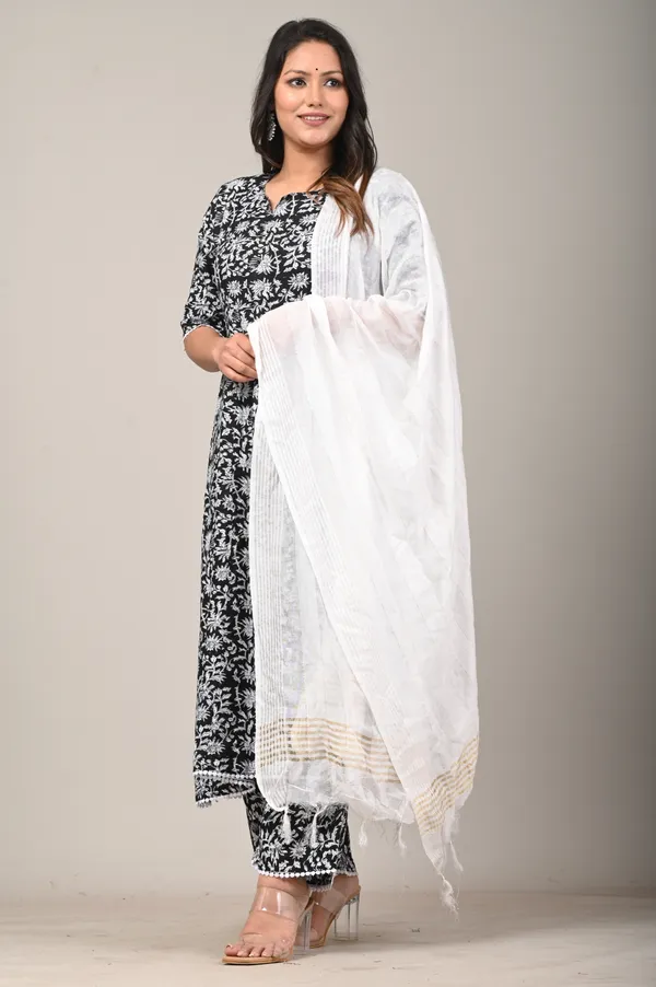 Black_Pure_Cotton_Printed_Ethnic_Set_For_Women
