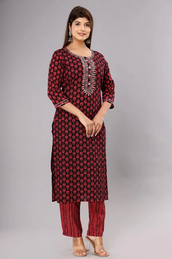 Red_Viscose_Rayon_Embroidered_Ethnic_Set_For_Women