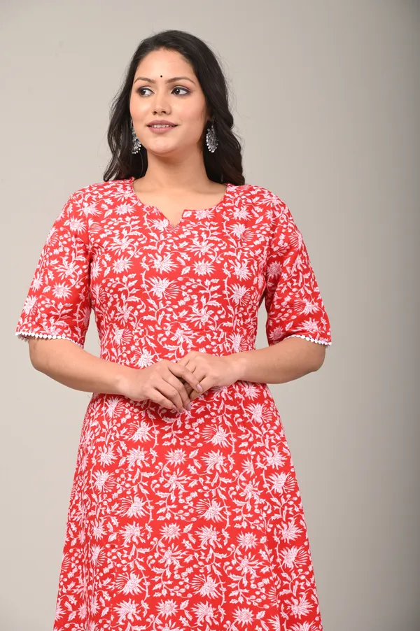 Red_Cotton_Rayon_Printed_Ethnic_Set_For_Women