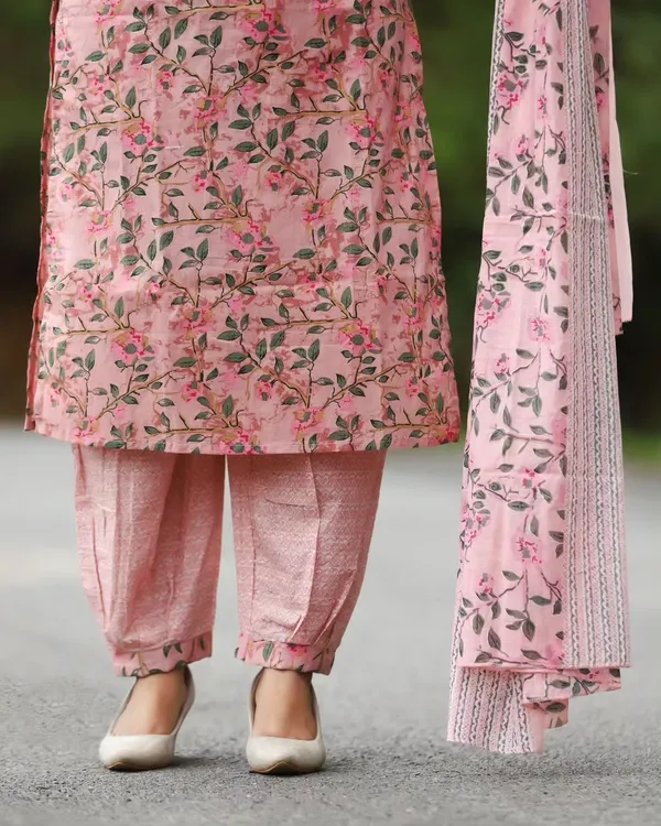 Pink_Cotton_Rayon_Printed_Ethnic_Set_For_Women
