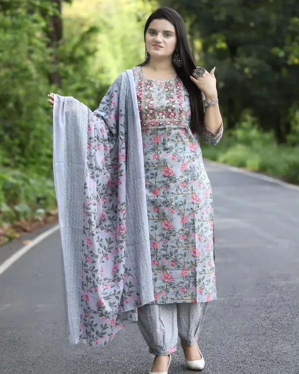 Pink_Cotton_Rayon_Printed_Ethnic_Set_For_Women
