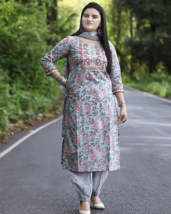 Pink_Cotton_Rayon_Printed_Ethnic_Set_For_Women