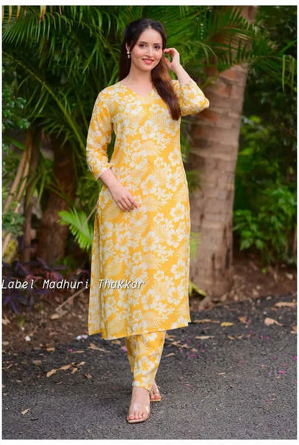 Yellow_Cotton_Rayon_Printed_Ethnic_Set_For_Women