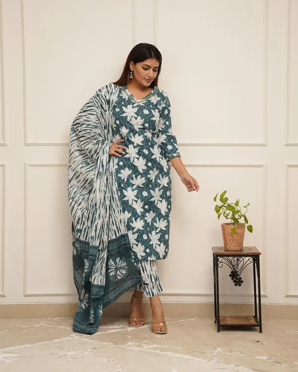 Green_Viscose_Rayon_Printed_Ethnic_Set_For_Women