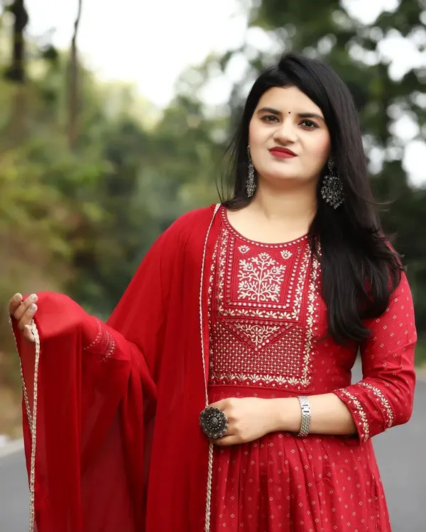 Red_Cotton_Rayon_Printed_Ethnic_Set_For_Women