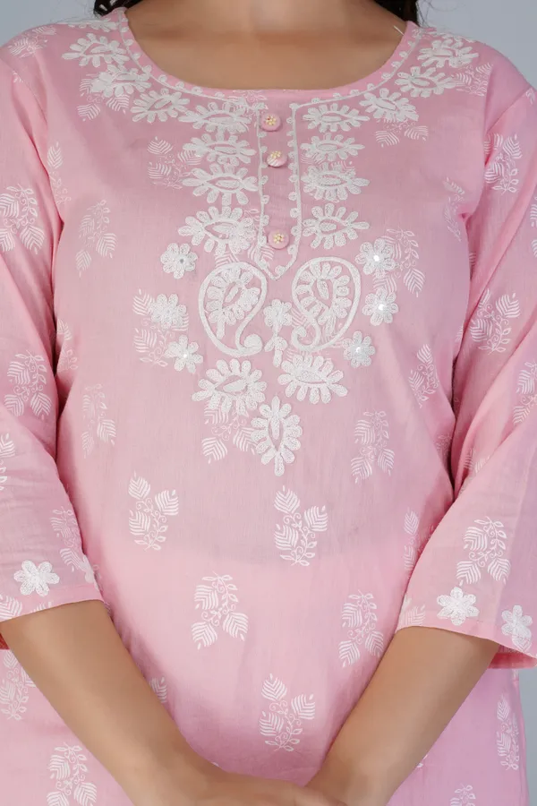 Pink_Viscose_Rayon_Embroidered_Ethnic_Set_For_Women