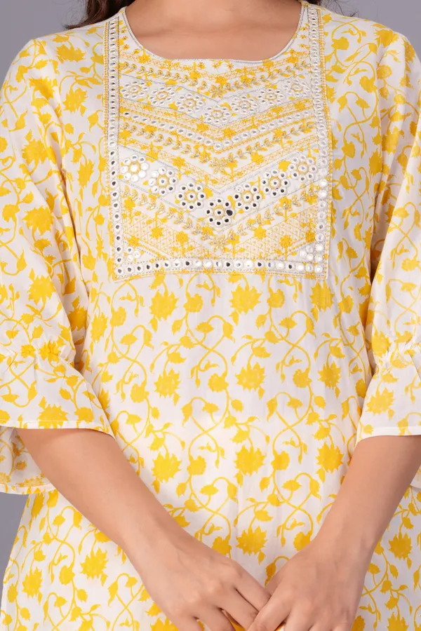Yellow_Viscose_Rayon_Embroidered_Ethnic_Set_For_Women