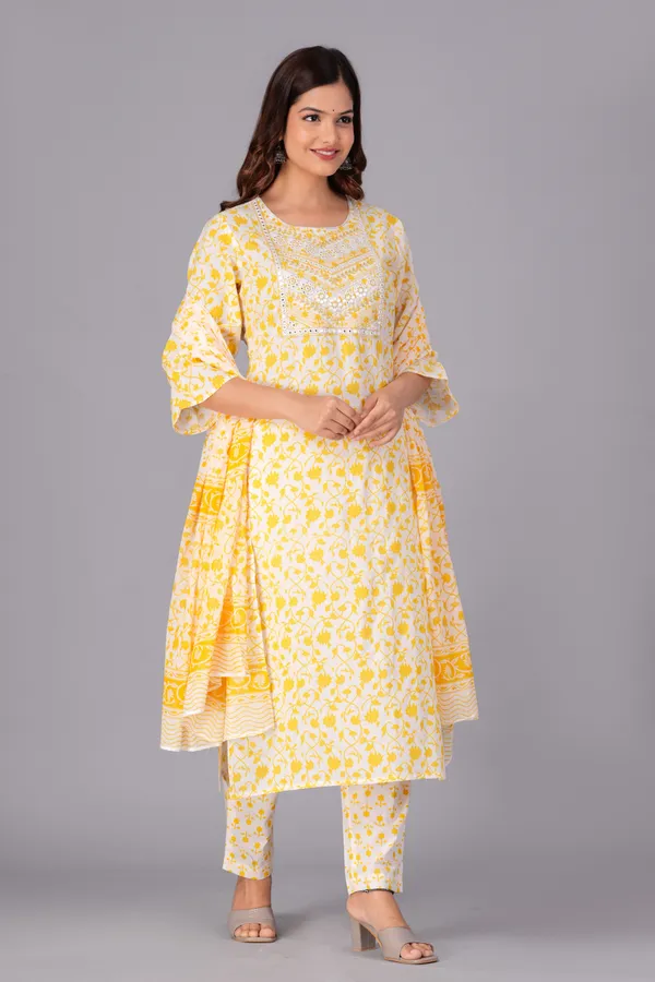 Yellow_Viscose_Rayon_Embroidered_Ethnic_Set_For_Women