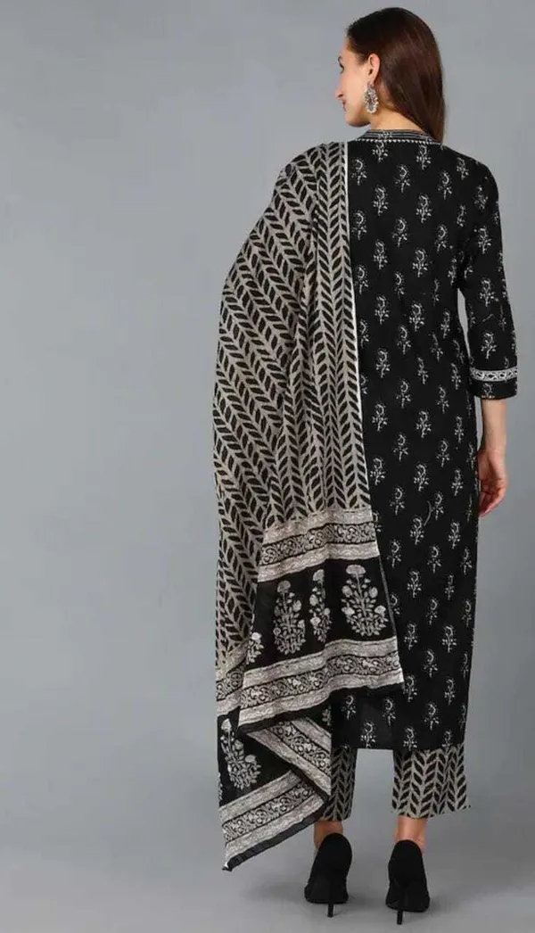 Black_Pure_Cotton_Printed_Ethnic_Set_For_Women