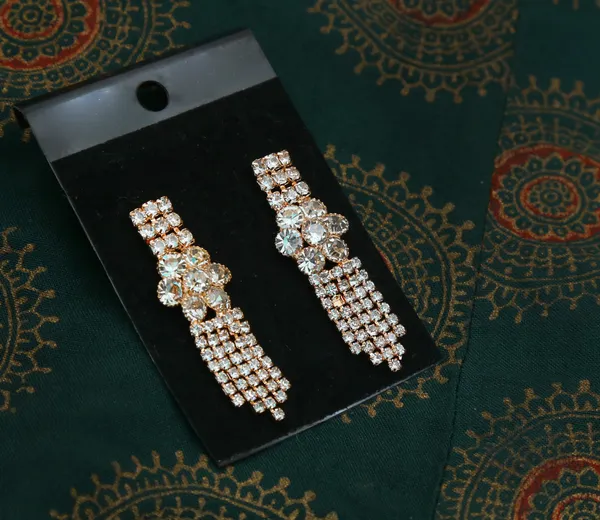 Latest_Traditional_Gold/Silver_Plated_Pearl_Beaded_Necklace_Jewellery_Set_for_Women/Girls