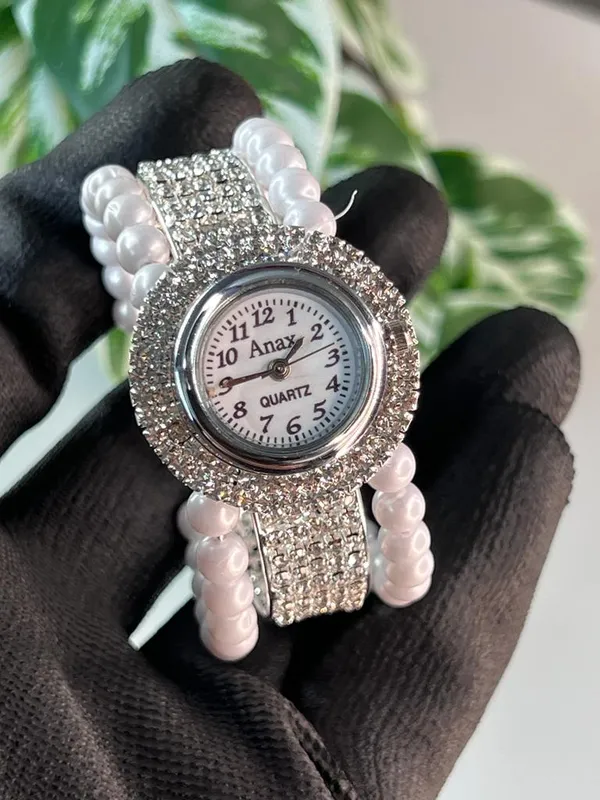 Ladies_Diamond_Edition_Watch_For_Women_And_Girls