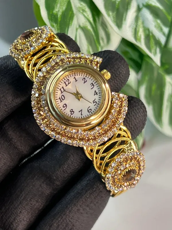 Ladies_Diamond_Edition_Watch_For_Women_And_Girls