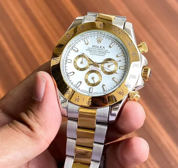 Luxurious_Rolex_Watch_Daytona_Perpetual_For_Men