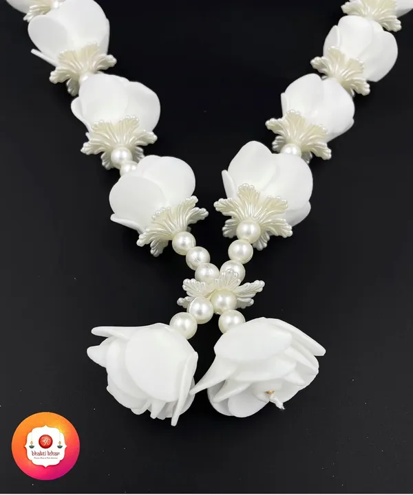 Artificial_White_Rose_Garland_for_Photo_Frame_and_God_Idol/Pearl_Moti_Gulab_Mala_Haar_for_Loved_Ones_(RED)__(Size:_16_Inch)