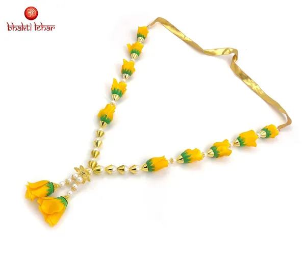 Yellow_Rose_Flower_Garland_for_Photo_Frame_and_God_Idol_|_Artificial_Pearl_Moti_Gulab_Mala_for_Loved_Ones__(Size:_16_Inch)