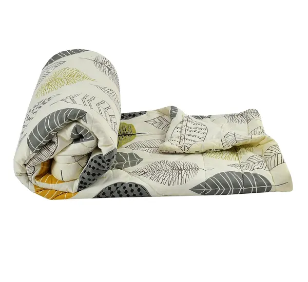 Rotary_Printed_Micro_Fiber_Comforter,_Dohar,_Quit,_Double_Bed,_Double_Weaved,_Washable,_Hypoallergenic_Skin_Friendly_(200_GSM_Trangle_Multi,_90x95_INCHES)