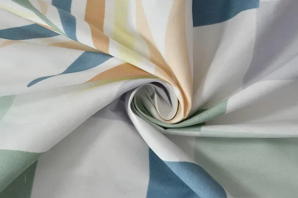 King_Size,_Microfiber_Bed_Sheet_for_Single_Bed,_Floral_Design_Bed_Spread_with_1_Pillow_Covers,_Wrinkle_Free_HypoAllergenic_Bedsheets/Bedcover_(60x90_Lovestory)