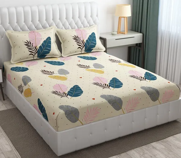 King_Size,_Microfiber_Bed_Sheet_for_Double_Bed,_Floral_Design_Bed_Spread_with_2_Pillow_Covers,_Wrinkle_Free_HypoAllergenic_Bedsheets/Bedcover_(90x95_Cream_Leaves)