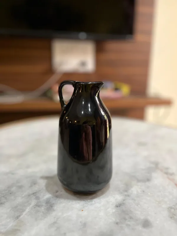 Black_Premium_Ceramic_Vase