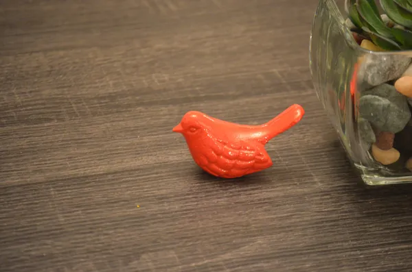 Red_Aluminium_Bird_Figurine_Of_Health_&_Happiness