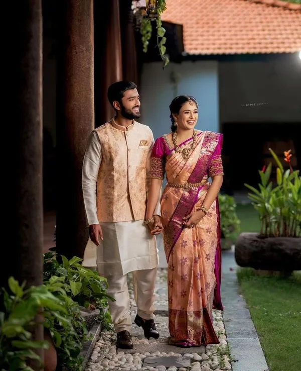 Attractive_Peach_Soft_Banarasi_Silk_Saree_With_Lovely_Blouse_Piece