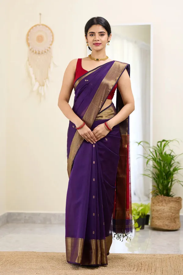 Handloom_Linen_Saree_with_Unstitched_Blouse