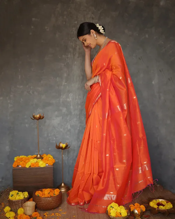 Coral_Burst_Saree