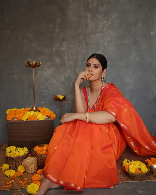 Coral_Burst_Saree
