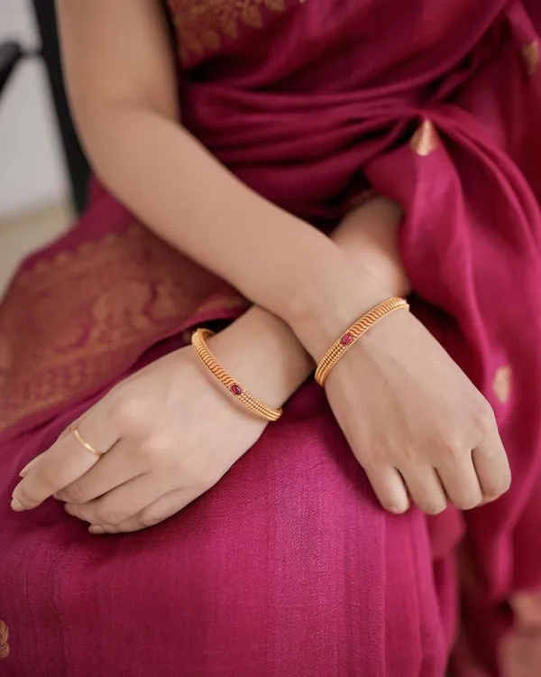 Kanjivaram_Silk_Saree_With_Zari_Weaving_Work_|_Flosive_Women's_Rani_Pink