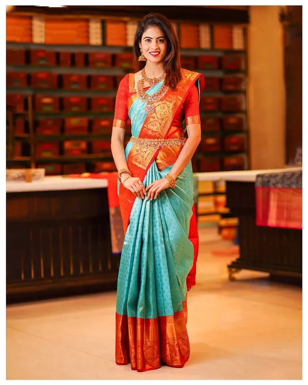 Gossamer_Dark_Pink_Soft_Banarasi_Silk_Saree_With_Elision_Blouse_Piece