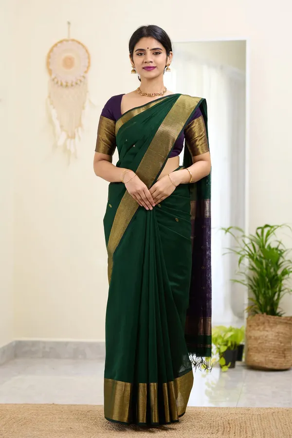 Handloom_Linen_Saree_with_Unstitched_Blouse
