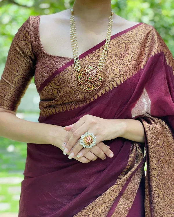 Soft_Silk_Saree_With_Bucolic_Blouse_Piece_|_Ideal_Royal_Blue