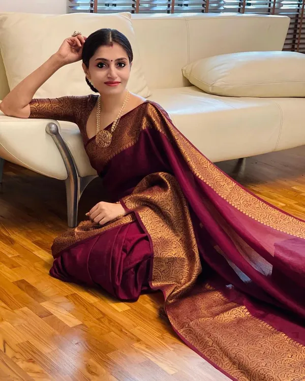 Soft_Silk_Saree_With_Bucolic_Blouse_Piece_|_Ideal_Royal_Blue