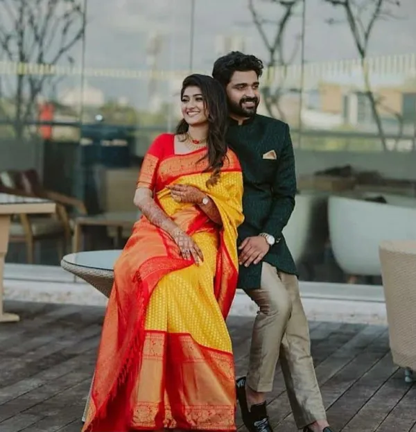 Improbable_Yellow_Soft_Banarasi_Silk_Saree_With_Exuberant_Blouse_Piece