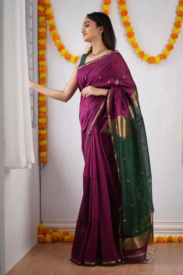 Handloom_Linen_Saree_with_Unstitched_Blouse