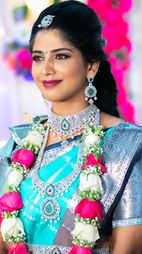Marvellous_Firozi_Soft_Banarasi_Silk_Saree_With_Unique_Blouse_Piece