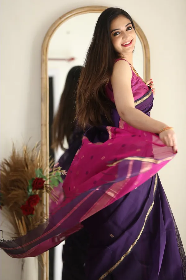 Cotton_Silk_Saree_with_Unstitched_Blouse