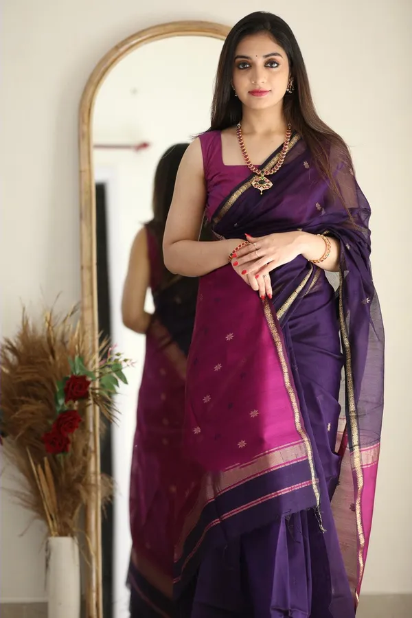 Cotton_Silk_Saree_with_Unstitched_Blouse