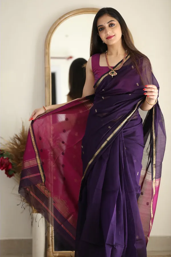 Cotton_Silk_Saree_with_Unstitched_Blouse